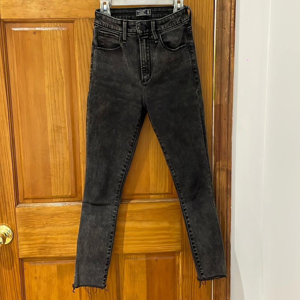 a&f high rise super skinny ankle (grey/black)
